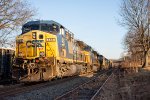 CSX 485 leads M427 through Palmer